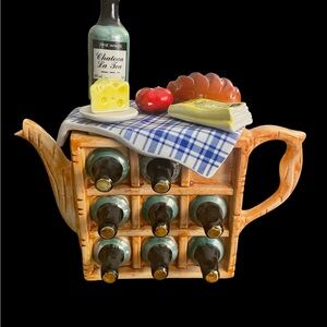 Ceramic Wine Rack Teapot with Picnic Design